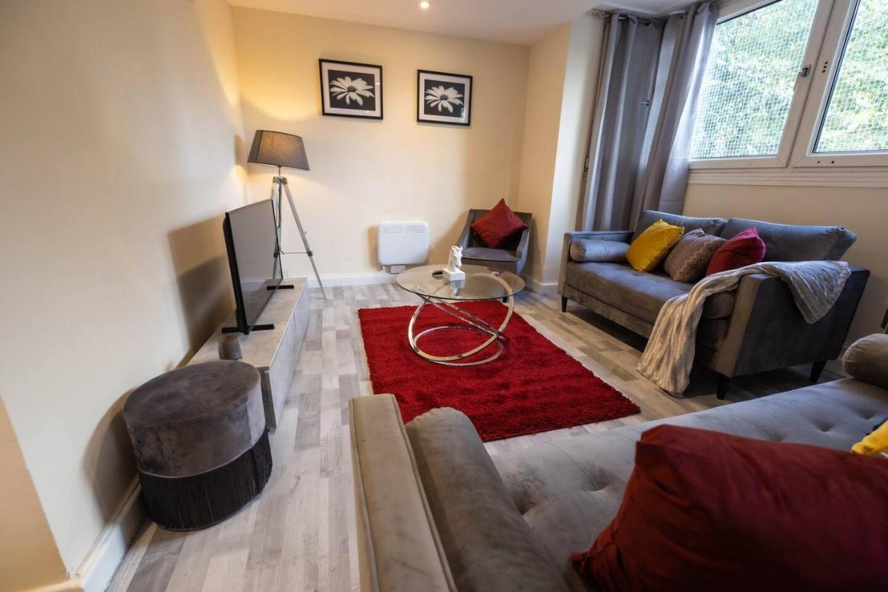 3 Bedroomflat-Free Parking-Wifi-Parking-8People Лондон Экстерьер фото